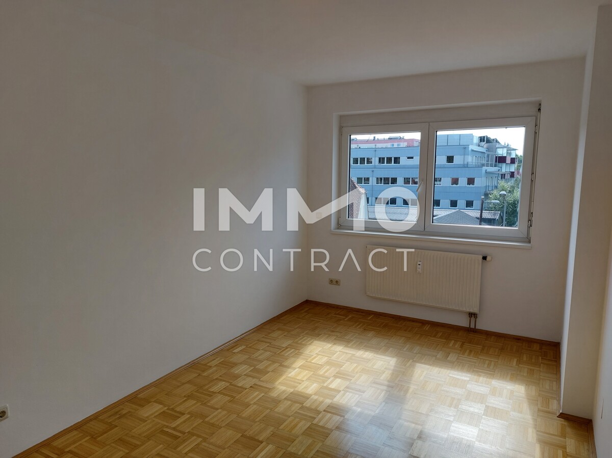 GELEGENHEIT DIREKT AM TU-CAMPUS INFFELDGASSE: 2-ZIMMERWOHNUNG MIT LOGGIA /  / 8010 Graz / Bild 5