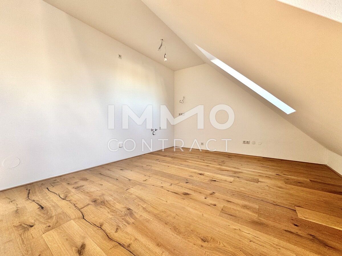 Exklusive 2-Zimmer-DG-Wohnung mit Weitblick und au�ergew�hnlichem Lichteinfall /  / 1220&nbsp;Wien / Bild 4