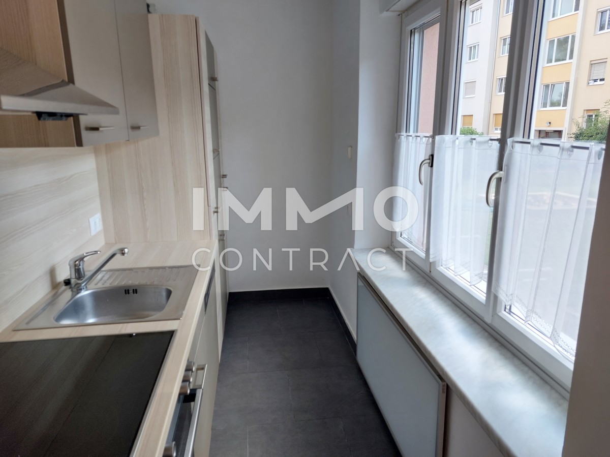 MARIATROST SANIERTE HELLE 2-ZIMMER WHG MIT BALKON UM ? 650,-- /  / 8010 Graz / Bild 2