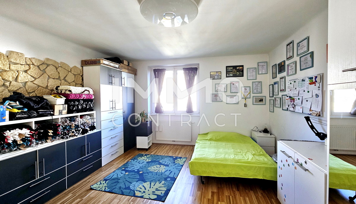 Lichtdurchflutete, groe 3-Zimmer-Wohnung mit Balkon und Garage in attraktiver Lage /  / 2700 Wiener Neustadt / Bild 9
