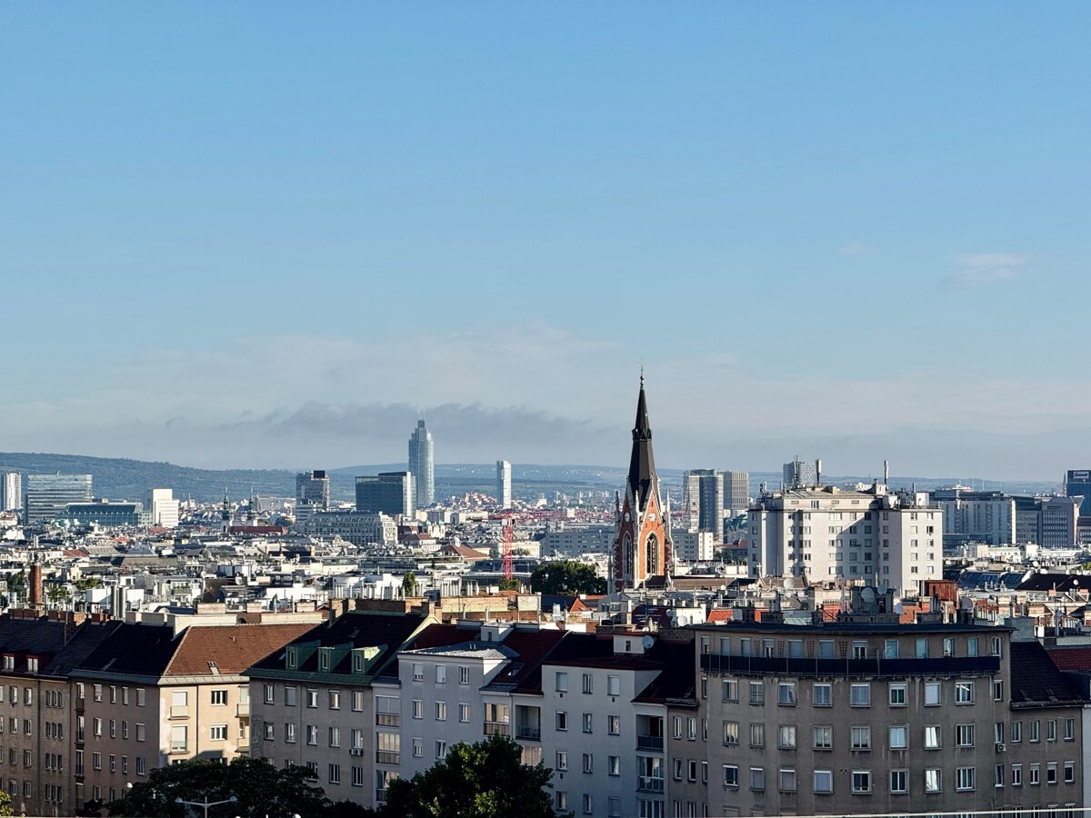 Ganz oben - Traumblick! Provisionsfrei - Hauptbahnhof - 3 Zimmer auf 2 Ebenen mit hochwertiger Ausstattung /  / 1100 Wien / Bild 3