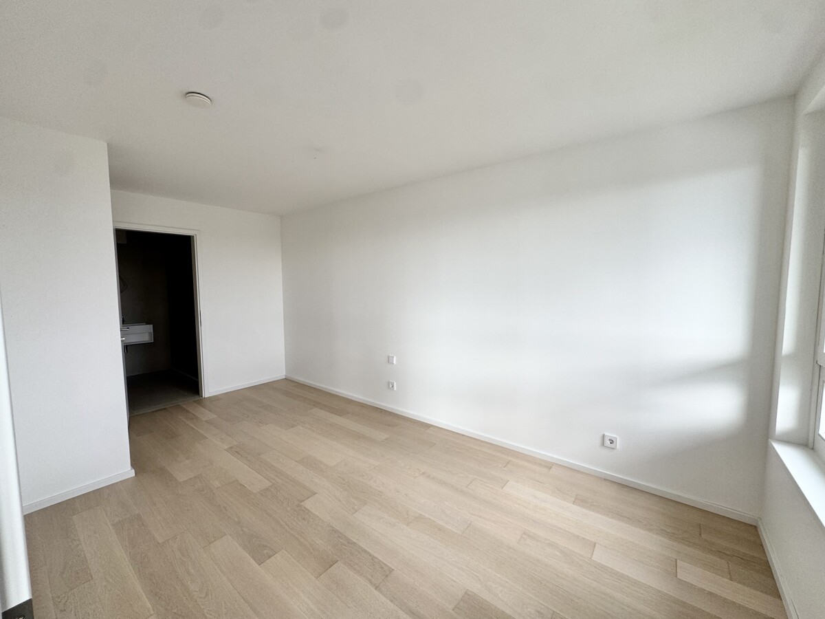 3. Stock mit Ausblick: Erstbezug und provisionsfrei - Luxuris Wohnen im exklusiven Prachtgarten /  / 1100 Wien, Favoriten / Bild 6