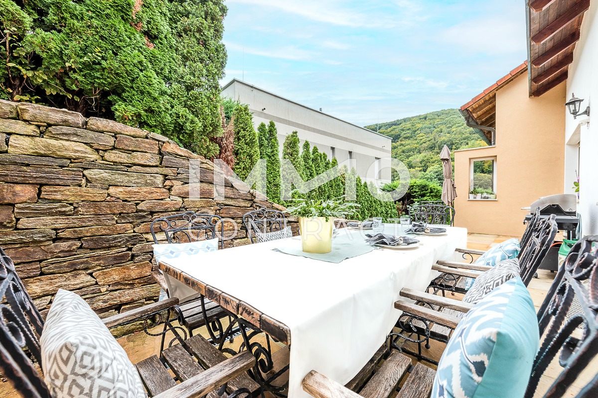 Sommer Sonne Familienspa! Perfektes Zuhause mit Eigengarten, Pool und vielem mehr! /  / 1140 Wien / Bild 2