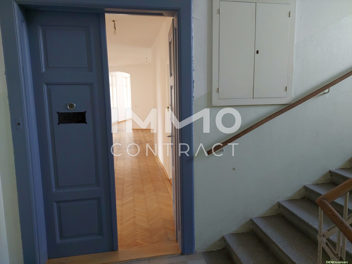 Traumhaft - Altbauflair - 5 Zimmer 166m  Wohnung mit kleiner Loggia in Steyr - nahe Zentrum /  / 4400 Steyr / Bild 9