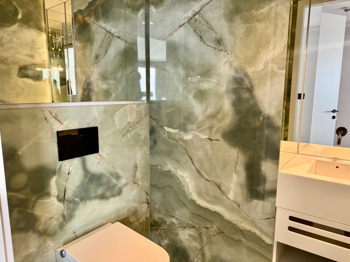 Luxus Leben Am Wasser - inkl. Kche, Pool und Wellness Bereich /  / 1220 Wien / Bild 1