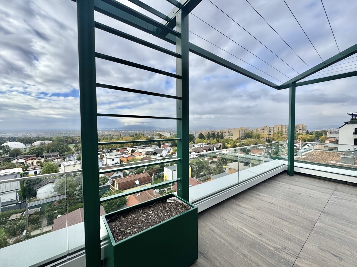 Sonnenpenthouse mit 90m2 Terrasse und Ausblick: Provisionsfrei - Wohnung + Bro mit luxuriser Ausstattung /  / 1100 Wien, Favoriten / Bild 1