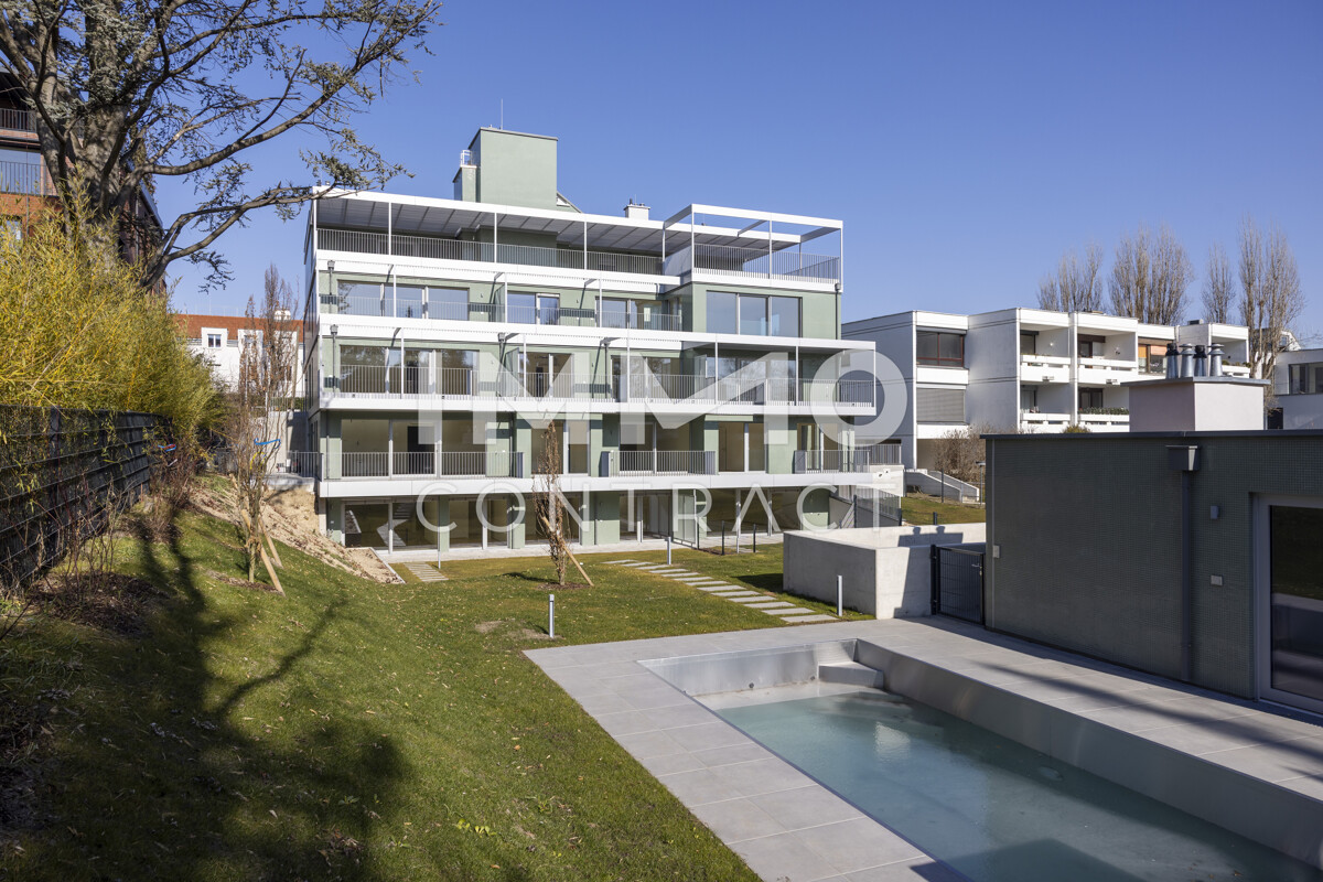 Luxus in den Weinbergen! Exklusive Erstbezug Gartenwohnung mit privatem Pool und Poolhaus!