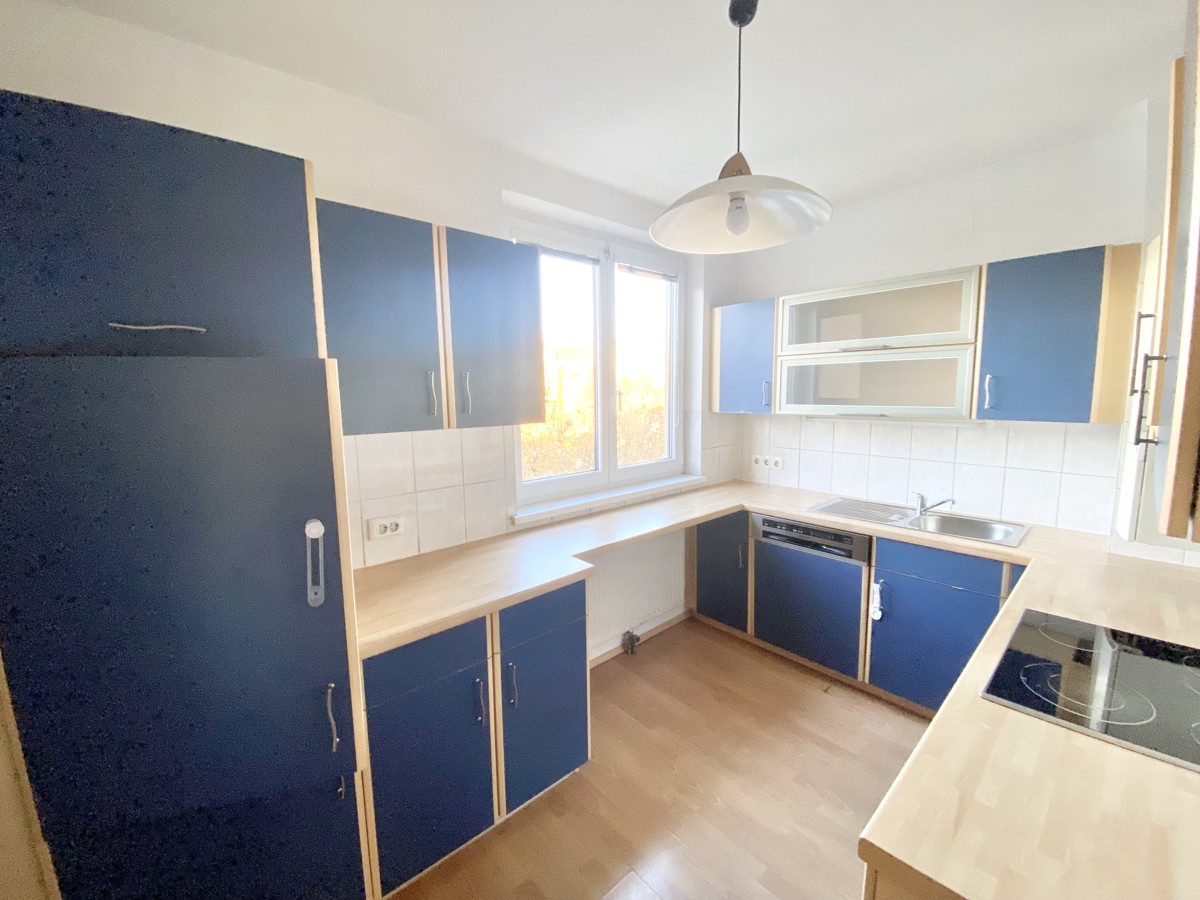Familienhit! 4 Zimmer Dachgeschowohnung + Terrasse ohne Dachschrgen - 3 Bedroom apartment+ terrace
NEUER PREIS /  / 1140 Wien / Bild 8
