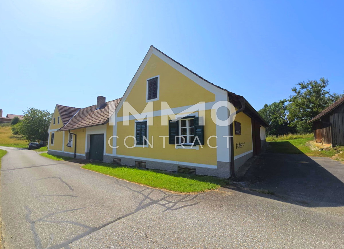 TRAUMLAGE auf einer Anhhe! - KLASSISCHER Vierkanthof - nahe Frstenfeld/Bad Loipersdorf - sehr gut erhalten!