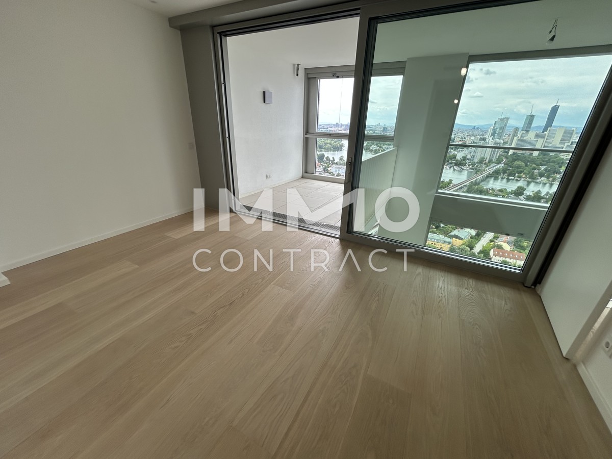 Exklusive Penthouse Wohnung auf 2 Etagen mit atemberaubenden Ausblick auf die Donau und die Innenstadt! /  / 1220 Wien / Bild 4