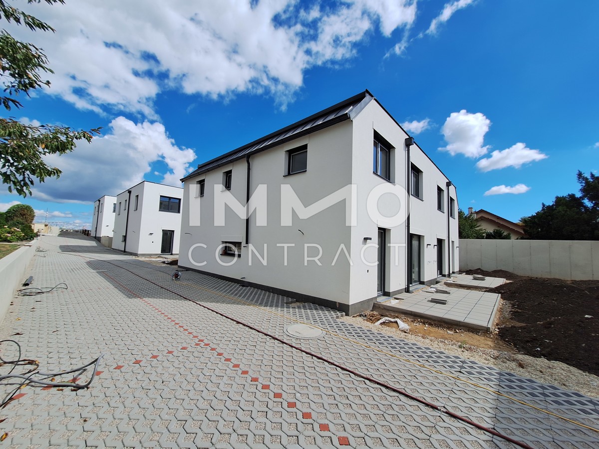 ++Provisionsfrei++Ab 499.000.- Euro++Traumhafte Doppelhaushlften mit bester Anbindung++Erstbezug++Top- Ausstattung /  / 2320 Schwechat / Bild 1