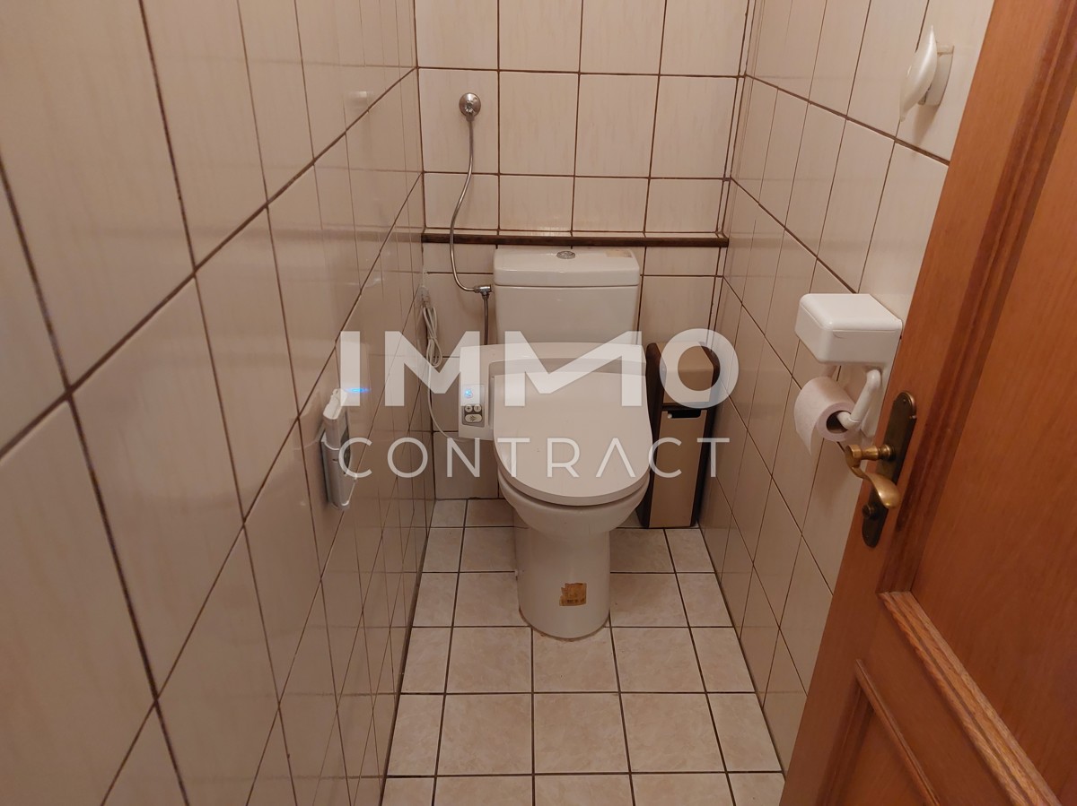 VERLASSENSCHAFT 3-ZI. WOHNUNG 92 m MIT WEST - LOGGIA  6 m UND PARKPLATZ  IM 5.OG UM ? 255.000,-- /  / 8010 Graz / Bild 5