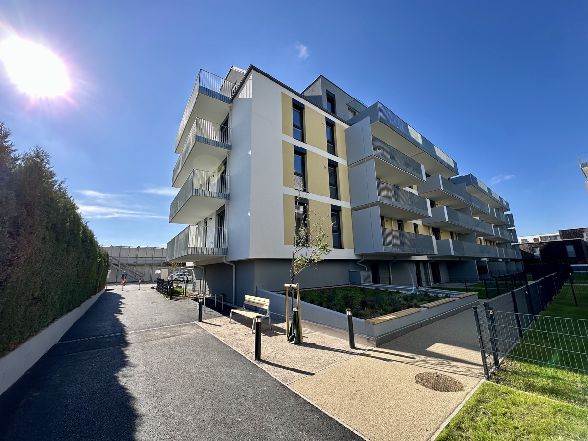 Zwei Dachterrassen, Kühlung & 2 Monate mietfrei: attraktive 3-Zimmer-DG-Wohnung / / 1220 Wien / Bild 12