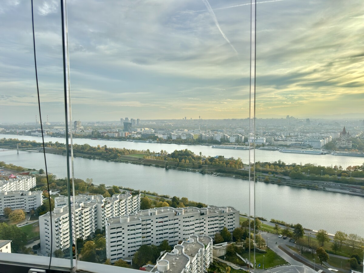 Provisionsfrei: U1 Donauinsel - Schnäpphen Hit! Außergewöhnliche Liegenschaft inklusive täglichem Urlaubsfeeling / / 1220 Wien / Bild 2