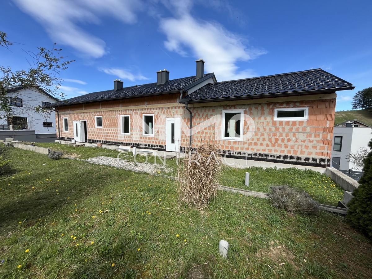 Neuer Preis !!
Mehrfamilienhaus im schnen Kreuttal /  / 2123 Kronberg / Bild 1