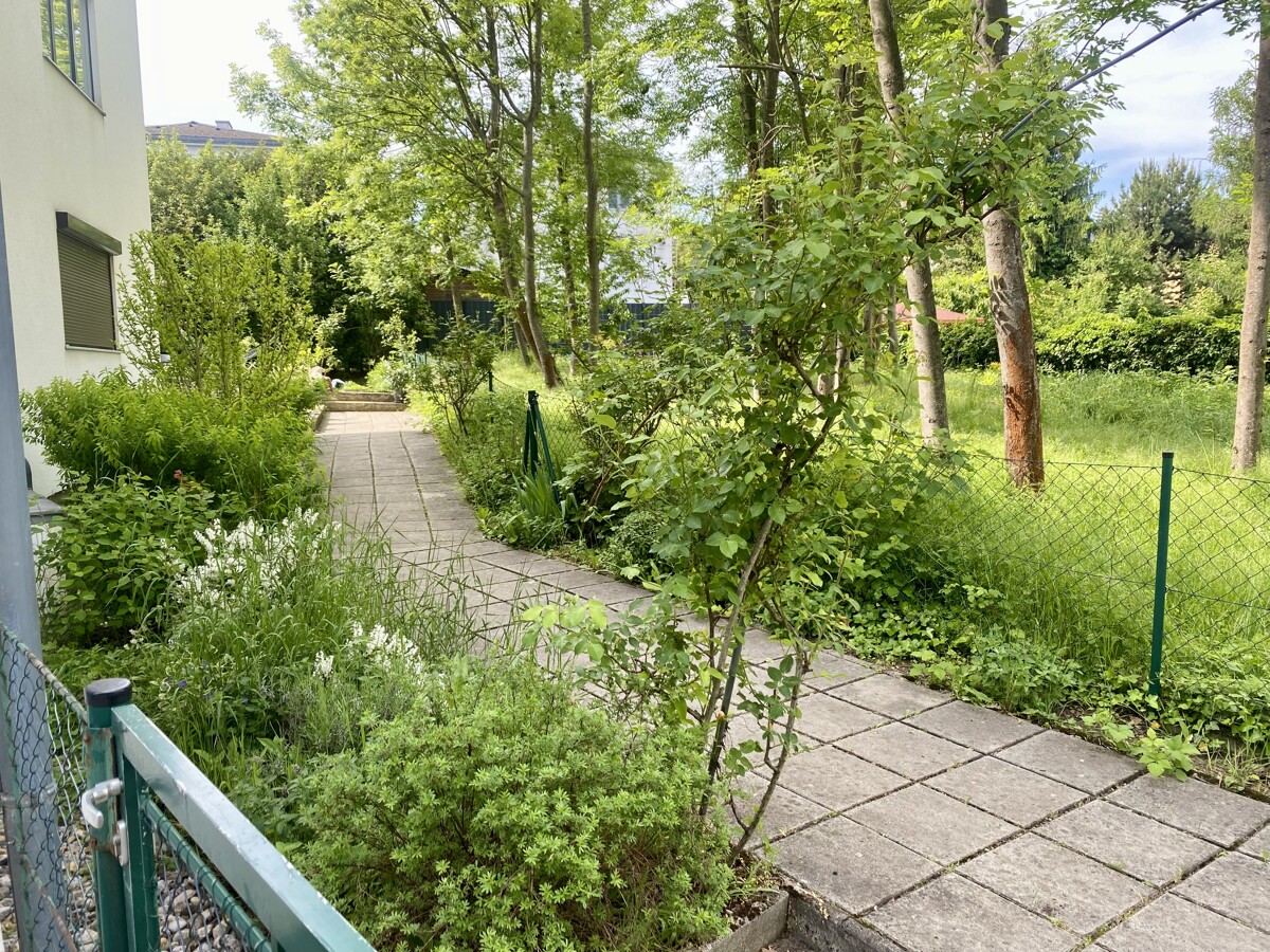 ROSENHGEL - 2 Zimmer + BALKON in Ruhelage  I 1 Bedroom  Apartment + Balcony  NEUER PREIS /  / 1130 Wien, Hietzing / Bild 7