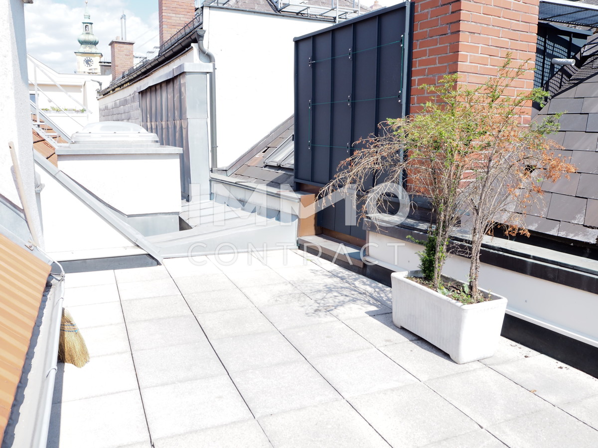 Grozgige 2-Zimmer Galeriewohnung  mit Dachterrasse am Hauptplatz 15-16, Top 27 /  / 4020 Linz / Bild 2
