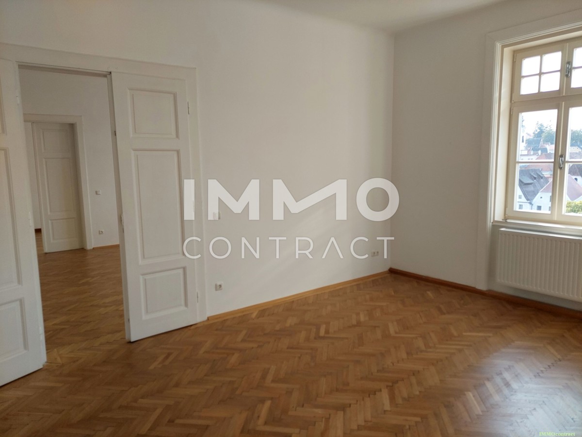 Traumhaft - Altbauflair - 5 Zimmer 166m  Wohnung mit kleiner Loggia in Steyr - nahe Zentrum /  / 4400 Steyr / Bild 8