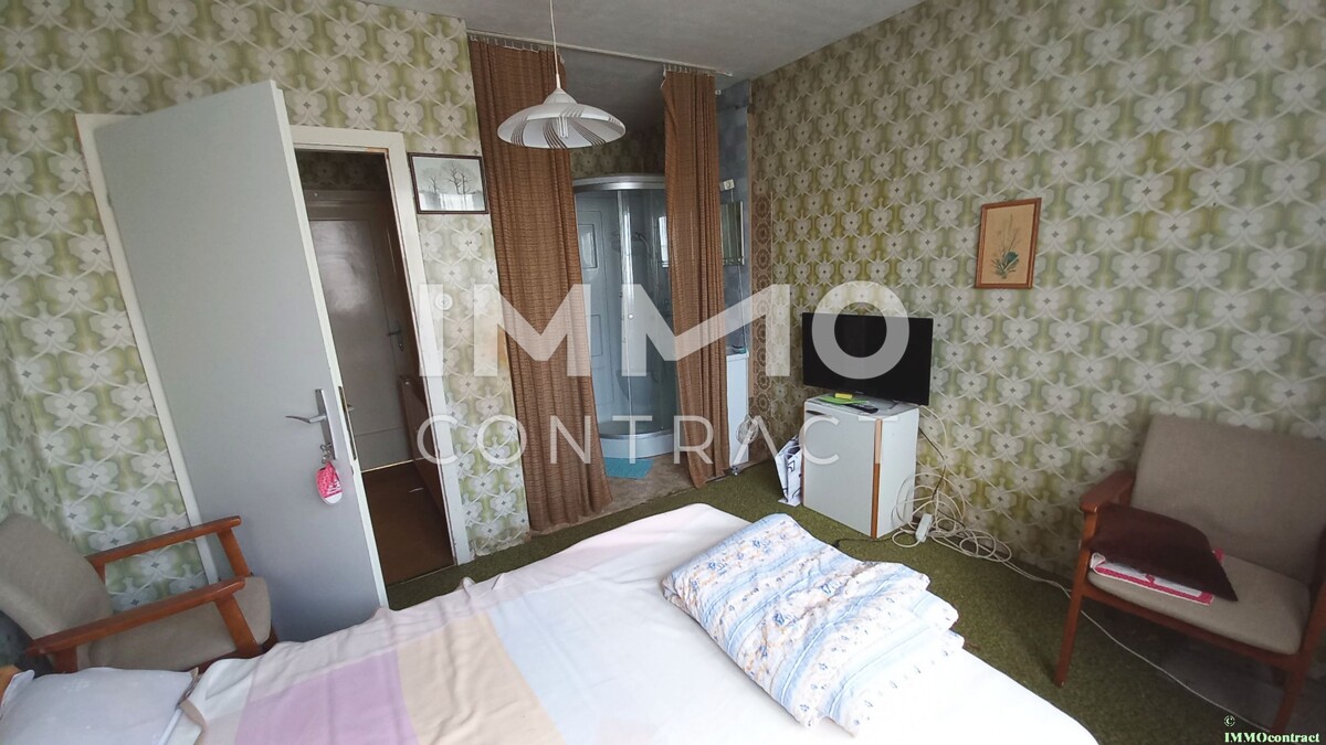 Geräumiges Mehrfamilienhaus mit großem Garten, sowie ehemaligen kleinen Geschäftslokal neben Bahnhof /  / 3380 Pöchlarn / Bild 4