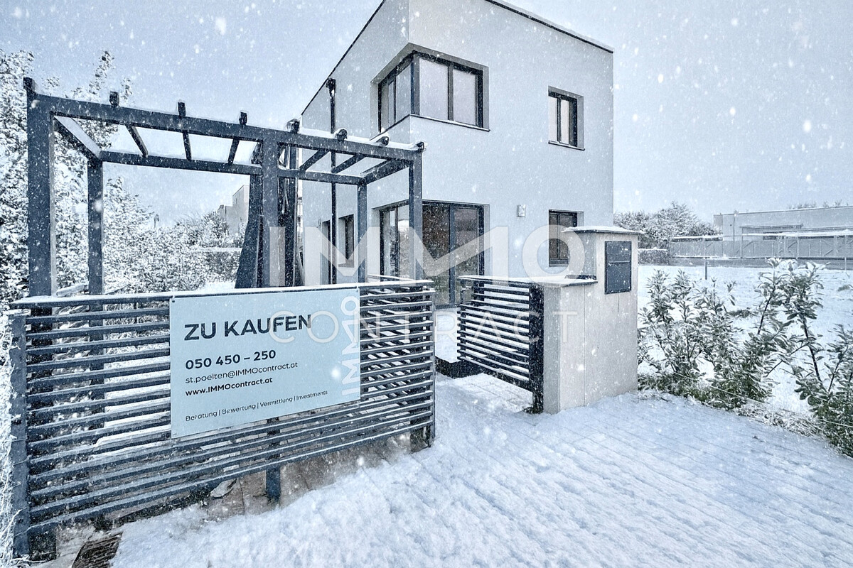 FELSER-SEETRAUM ? Ruhiges Wohnen inmitten der Natur ? modernes Haus mit Garten und Badezugang