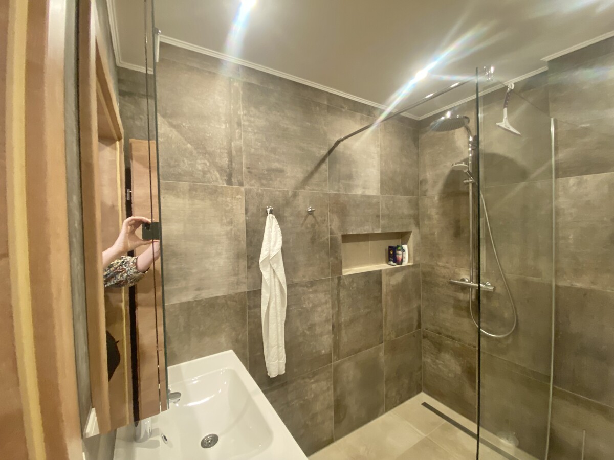 Perfekt + Hochwertig ! 2 Zimmer Wohnung + separater Kche und Essplatz. Furnished 1 bedroom next  U1 /  / 1100 Wien / Bild 8