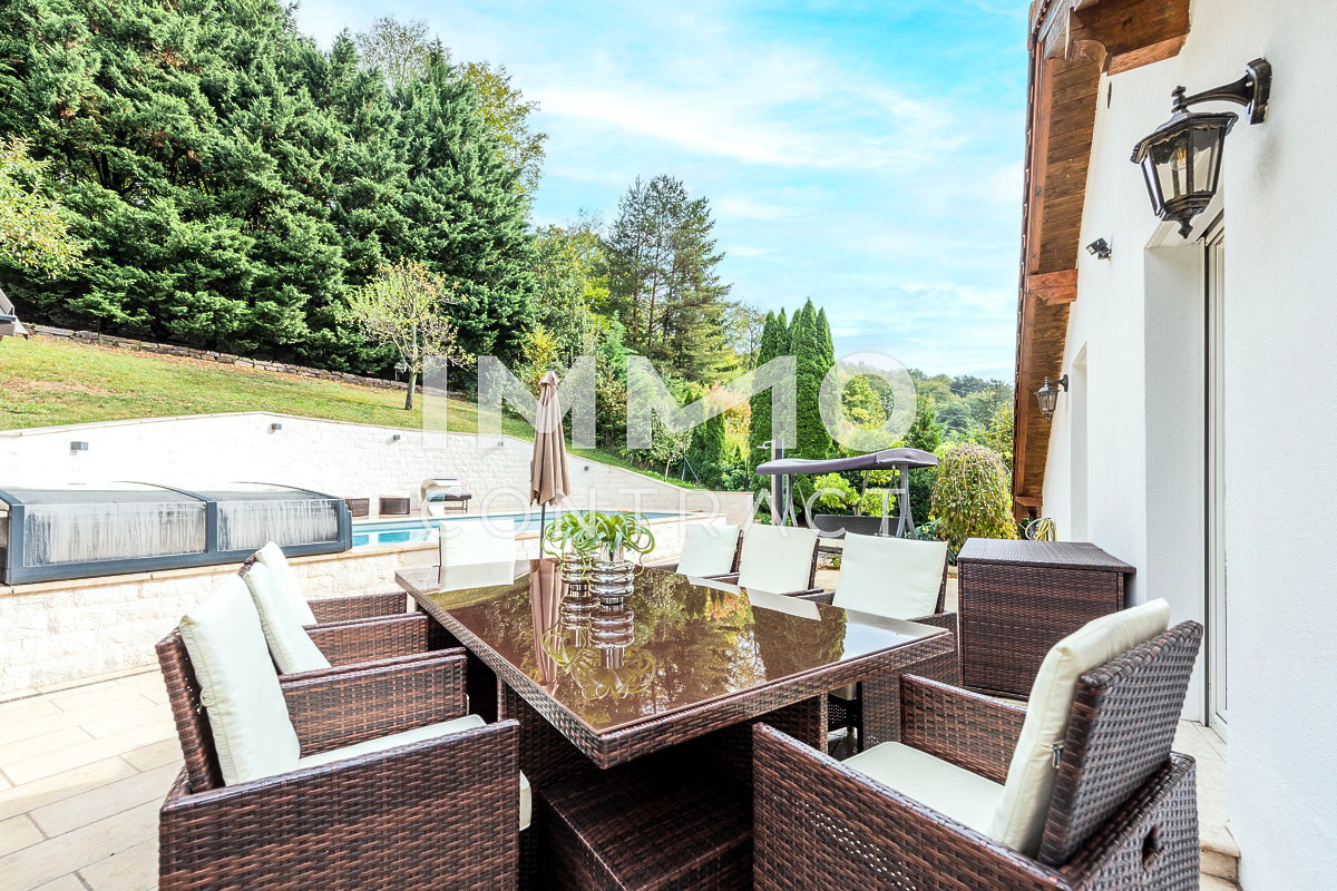 Sommer Sonne Familienspa! Perfektes Zuhause mit Eigengarten, Pool und vielem mehr!
