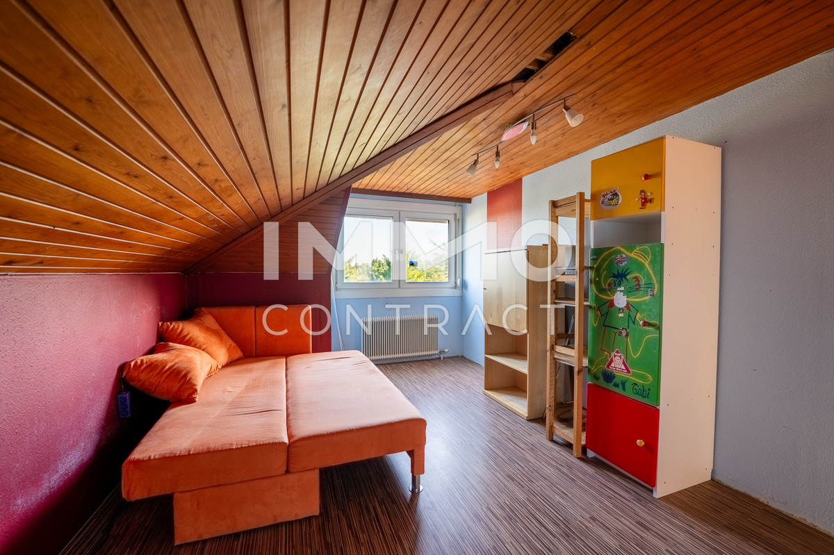 Tolles Familiendomizil mit viel Platz in grner Lage mit Swimming-Pool, Sauna, Garten. /  / 1160 Wien / Bild 7