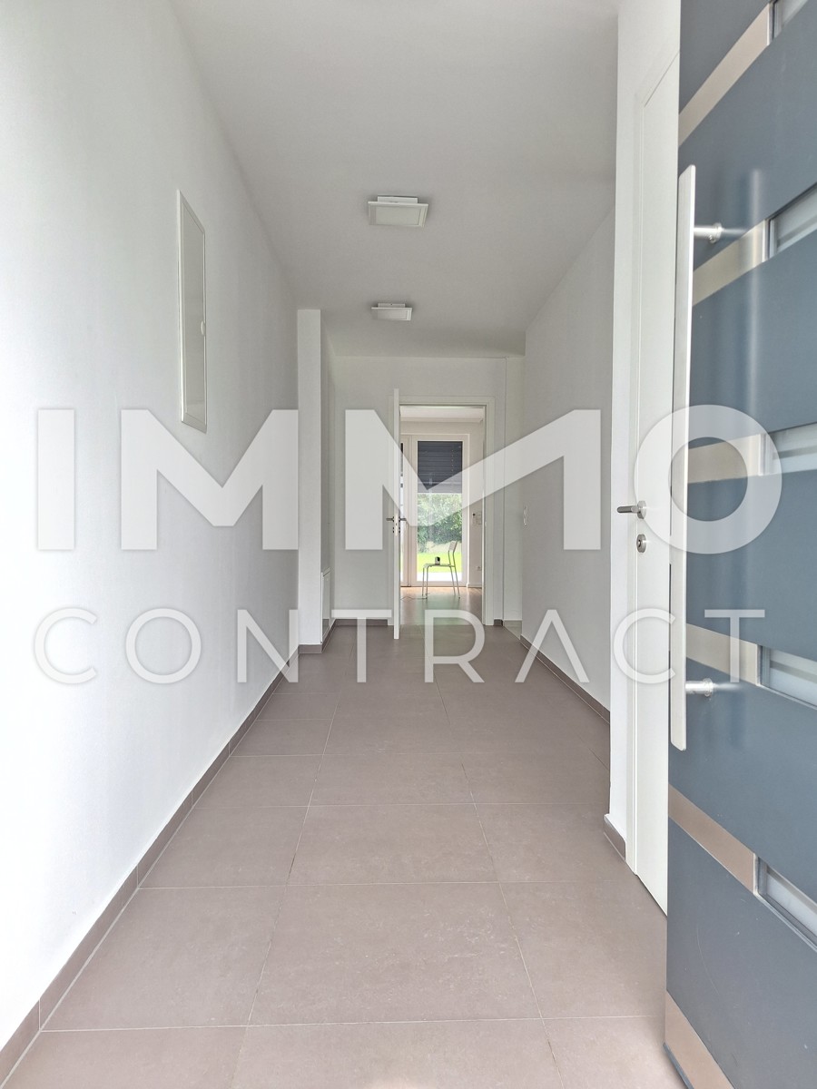 Modern Semi-detached House with Garden - UNO CITY - Moderne Doppelhaushlfte mit grozgigem Garten /  / 1210 Wien / Bild 1