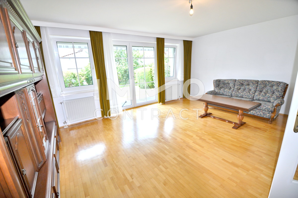 Gerumiges Haus mit groem Garten, Terrasse und groem Balkon, Garage  - Zentrale Ruhelage /  / 7423 Pinkafeld / Bild 8