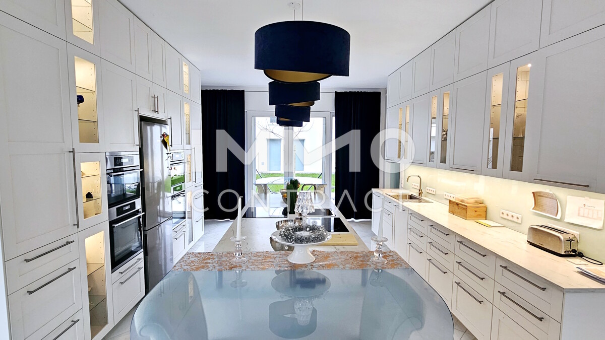 Zeitlose Architektur trifft Großzügigkeit - Designvilla mit Indoor-Pool und Einliegeroption / / 2511 Pfaffstätten / Bild 7