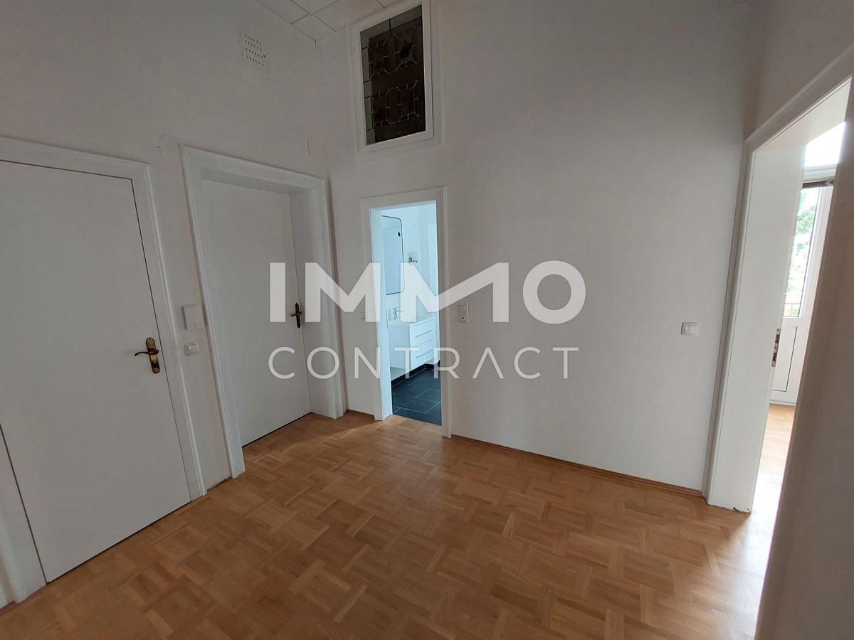 Wohnung mit Flair - Altbau, saniert mit Balkon im Stadtzentrum von Amstetten - alles Funhe /  / 3300 Amstetten / Bild 7