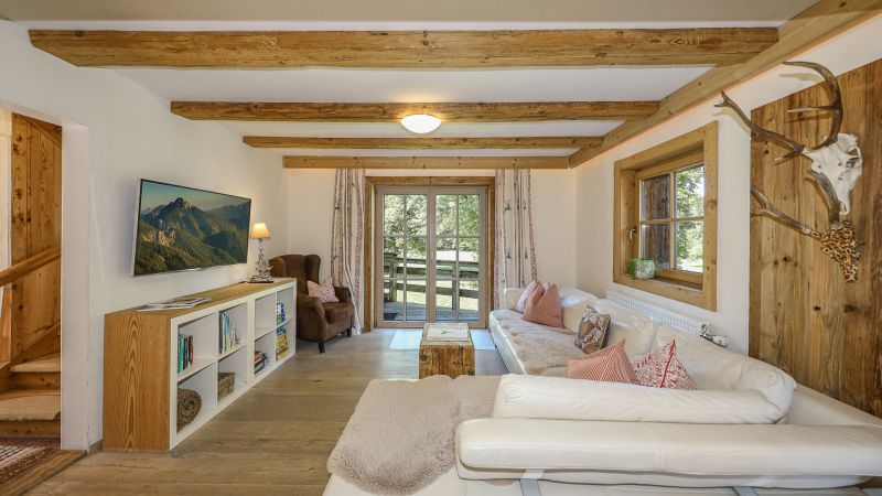 Gemtliches Alpenchalet in sonniger Ruhelage mit Kaiserblick /  / 6352 Ellmau / Bild 9