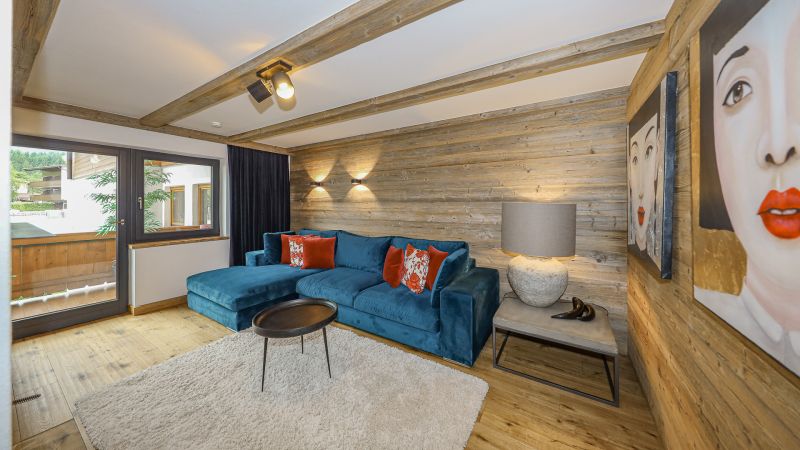 Luxurise Dachgeschoss-Maisonette in sonniger Ruhelage /  / 6365 Kirchberg in Tirol / Bild 2