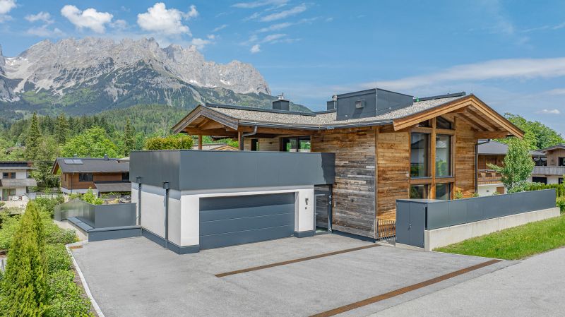 Luxusvilla mit Kaiserblick in Toplage nahe dem Skilift / / 6353 Going am Wilden Kaiser / Bild 1