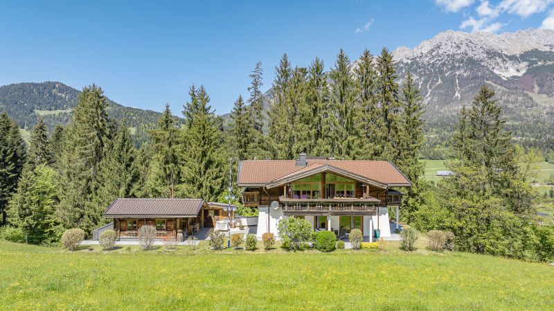 Luxusvilla mit Kaiserblick in sonniger Alleinlage /  / 6351 Scheffau am Wilden Kaiser / Bild 4