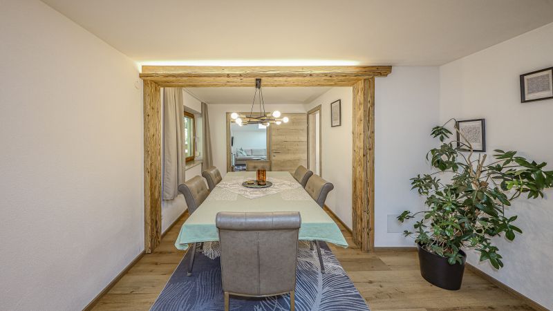 Großzügiges Mehrfamilienhaus mit 3 Wohnungen / / 6361 Hopfgarten / Bild 6