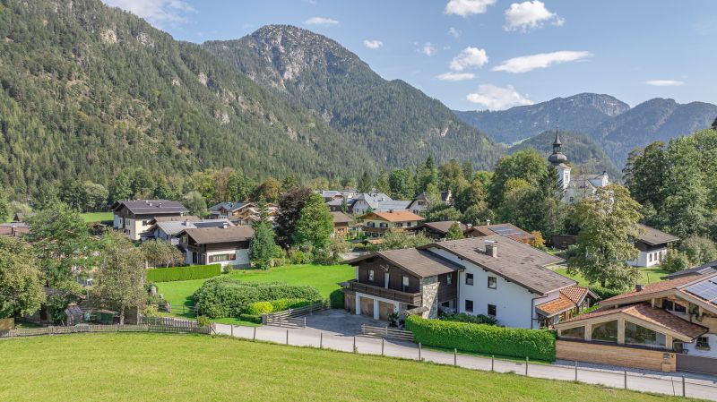 Apartmenthaus mit genehmigter Erweiterung /  / 5092 Sankt Martin bei Lofer / Bild 1