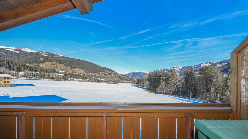 Dachgeschosswohnung mit traumhaftem Ausblick / / 6373 Jochberg / Bild 8