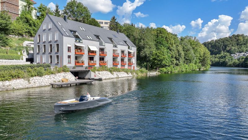 Letztes verf�gbares Luxus-Penthouse mit Bootsgarage am Traunsee