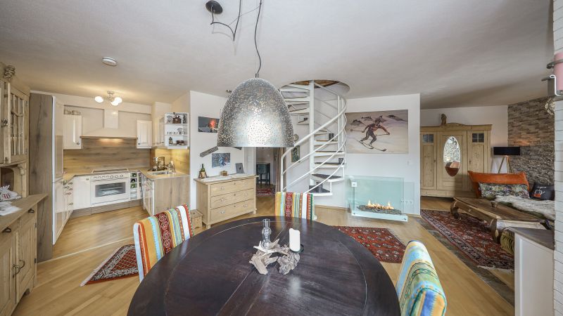 Dachgeschosswohnung mit Turmzimmer und Panorama-Ausblick /  / 6370&nbsp;Kitzb�hel / Bild 1