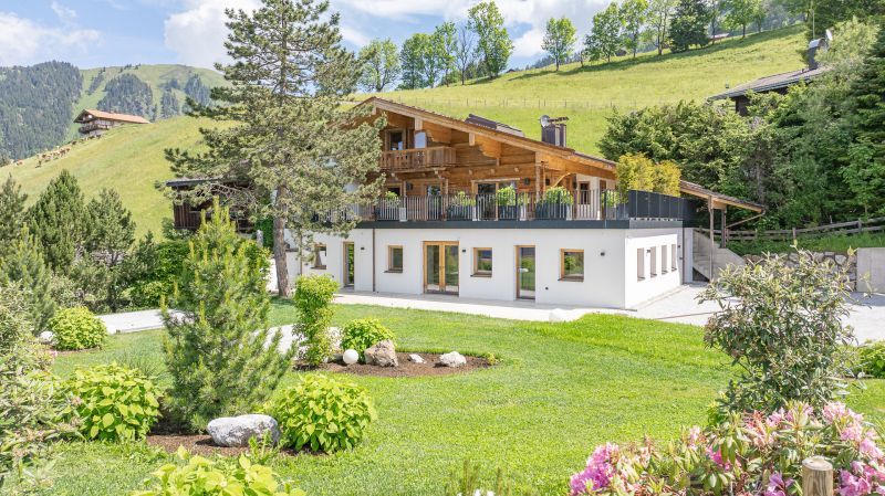 Historisches Anwesen in neuem Glanz in einmaliger Toplage /  / 6370 Kitzbhel / Bild 2