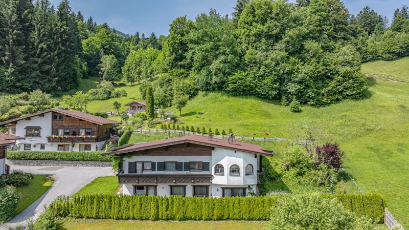 Grundst�ck in Toplage mit Baugenehmigung f�r 2 Luxusvillen /  / 6352&nbsp;Ellmau / Bild 3