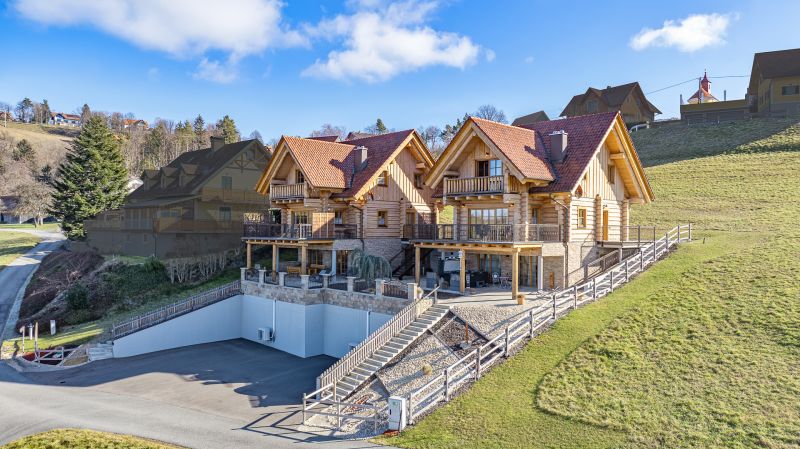 Blockhaus-Chalet mit traumhaftem Ausblick in idyllischer Ruhelage /  / 8443 Gleinsttten / Bild 1