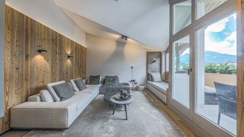 Exklusives Penthouse mit Streif-Blick direkt am Golfplatz / / 6370 Kitzbühel / Bild 2