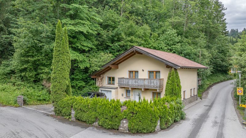 Ger�umiges Einfamilienhaus in idyllischer Lage /  / 6361&nbsp;Hopfgarten / Bild 0