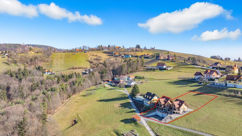 Blockhaus-Chalet mit traumhaftem Ausblick in idyllischer Ruhelage /  / 8443 Gleinsttten / Bild 3