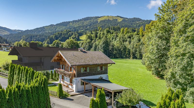 Gemtliches Alpenchalet in sonniger Ruhelage mit Kaiserblick /  / 6352 Ellmau / Bild 2