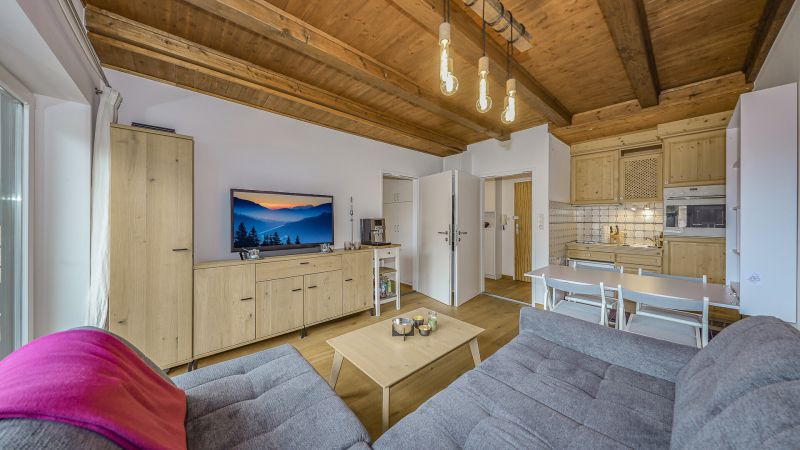 Dachgeschosswohnung an der Skipiste mit Kaiserblick / / 6370 Kitzbühel / Bild 3