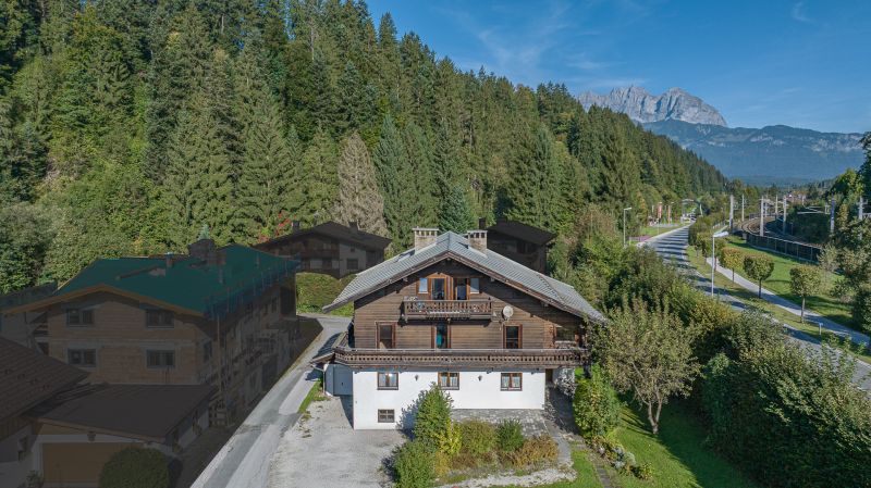 Mehrfamilienhaus mit FREIZEITWOHNSITZWIDMUNG /  / 6370 Kitzbhel / Bild 1