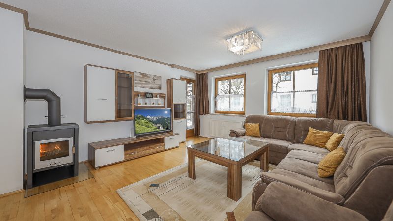 Gro�z�gige Gartenwohnung in zentraler Ruhelage /  / 6365&nbsp;Kirchberg in Tirol / Bild 1